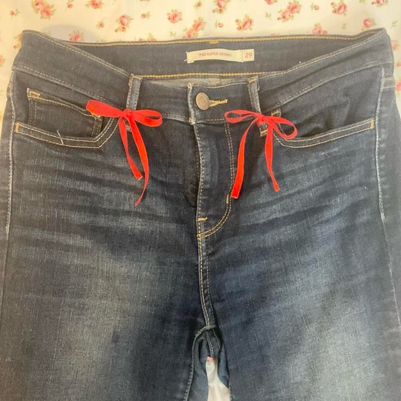 Vintage Skinny Levi's Coquette Jeans - Picture 2 of 4